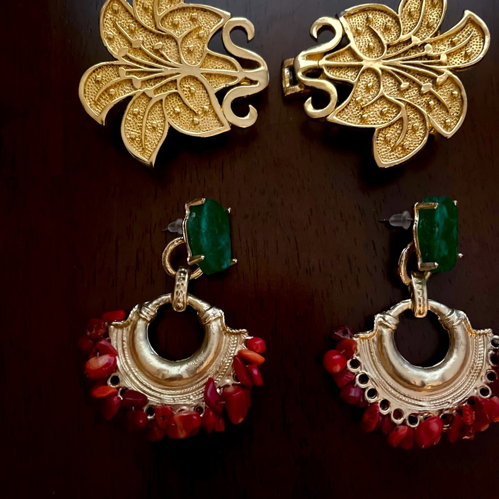 BELT BUCKLE for any leather belt. Gorgeous. Estate pieces. Signed.